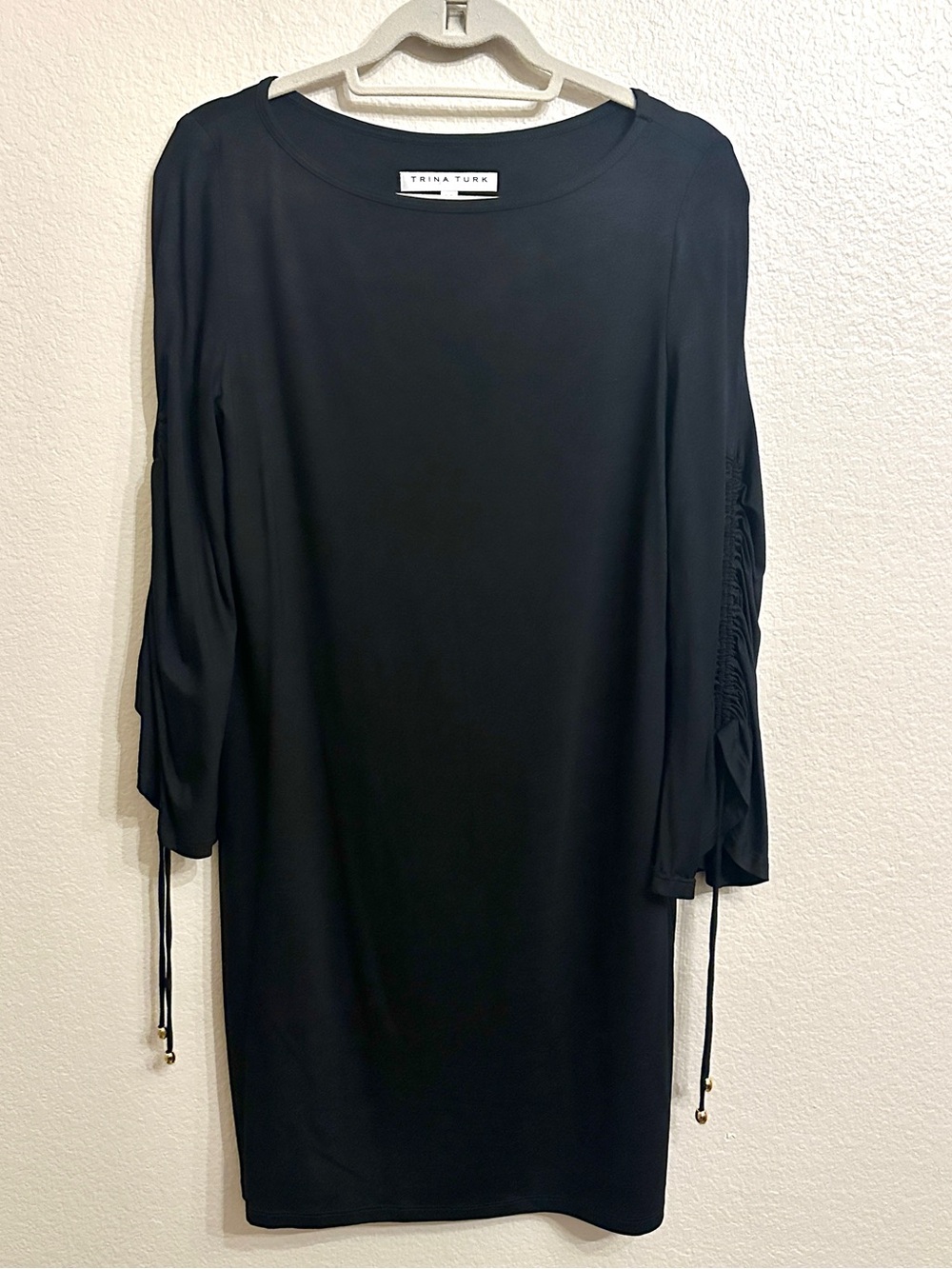 Trina Turk Black Ruched Drawstring Sleeve Shift Dress M